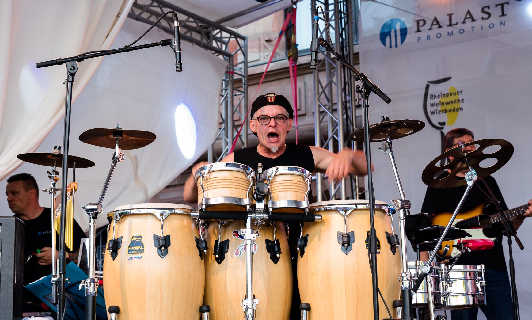 Percussionist Claus bei der Arbeit.